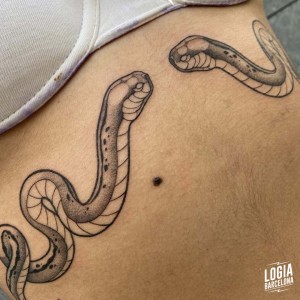 tatuaje_torso_serpiente_logiabarcelona_toni_dimoni